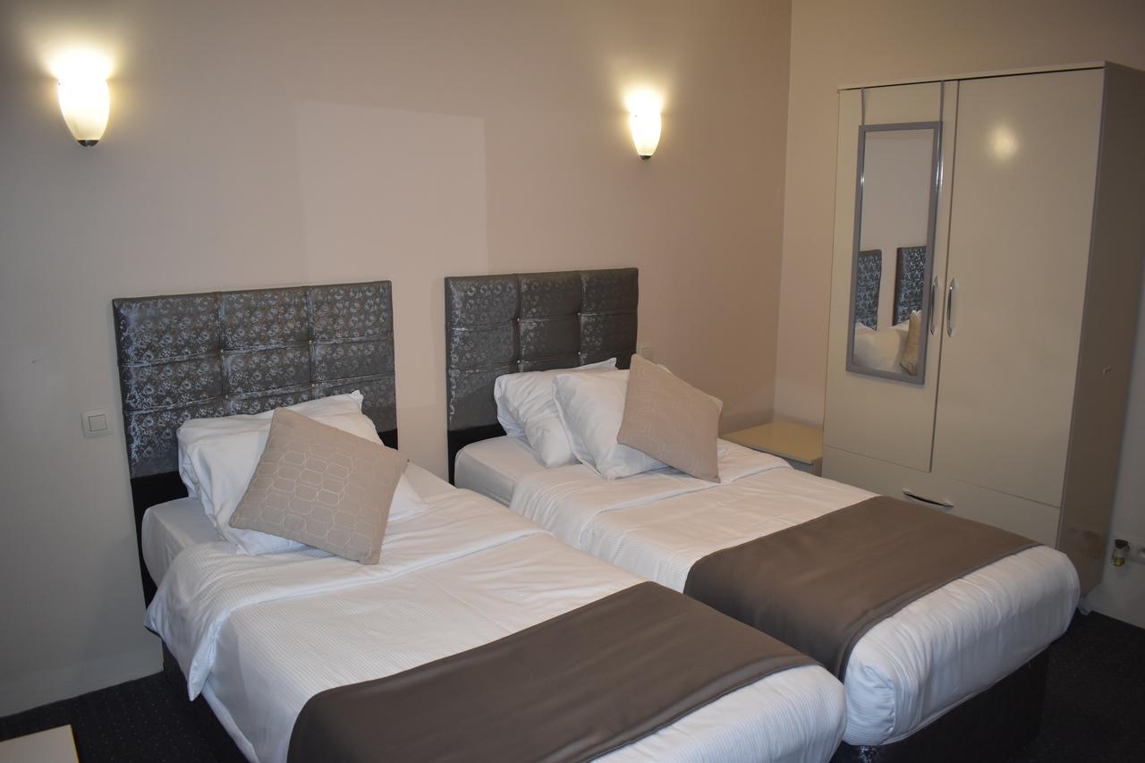 Hotel Meribel Saint-Josse-ten-Noode Екстериор снимка