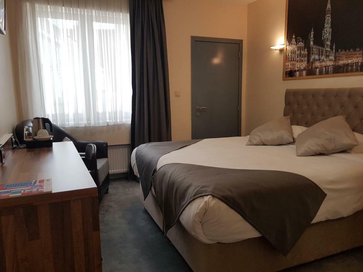 Hotel Meribel Saint-Josse-ten-Noode Екстериор снимка