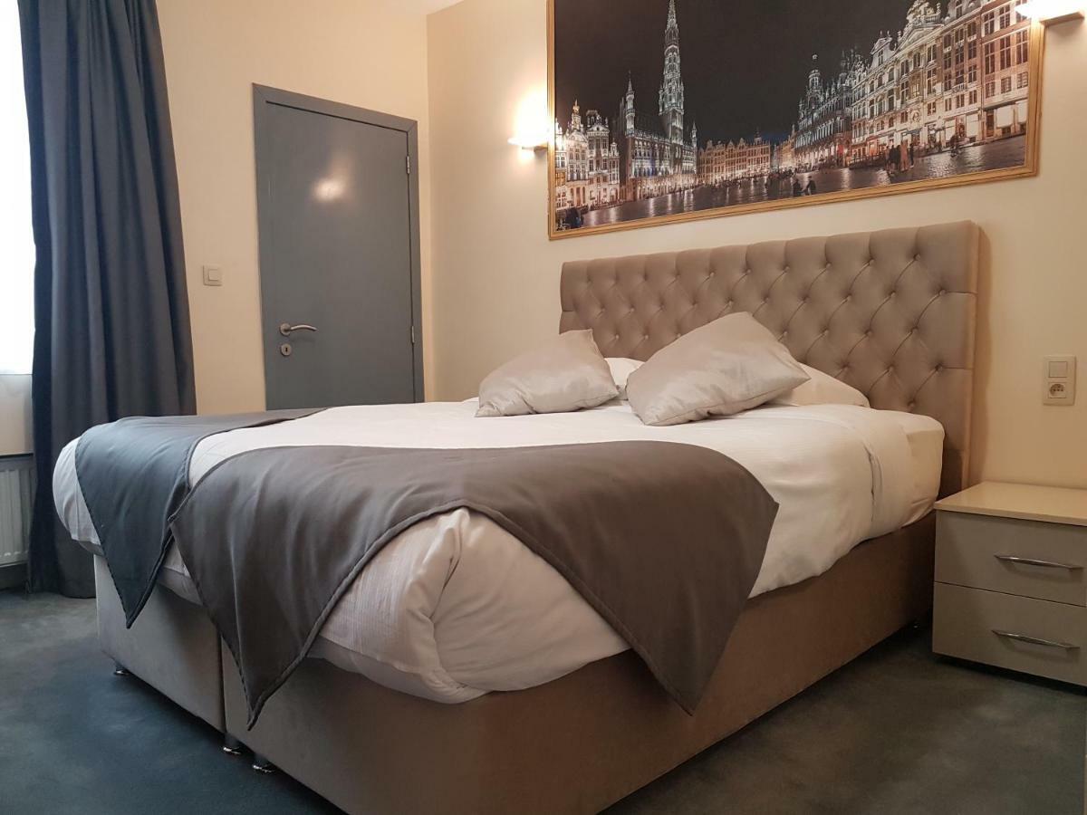 Hotel Meribel Saint-Josse-ten-Noode Екстериор снимка