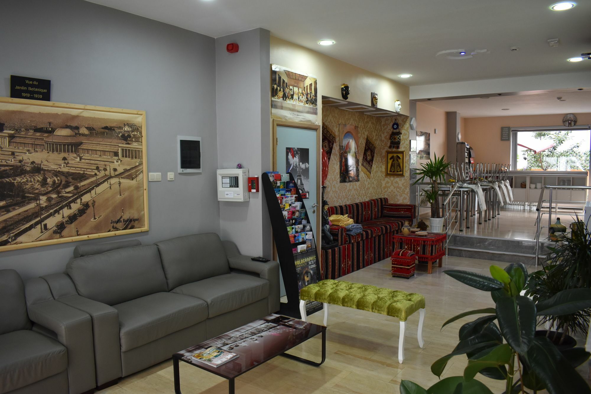 Hotel Meribel Saint-Josse-ten-Noode Екстериор снимка