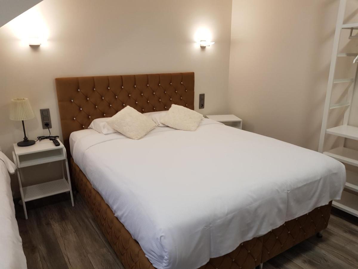 Hotel Meribel Saint-Josse-ten-Noode Екстериор снимка