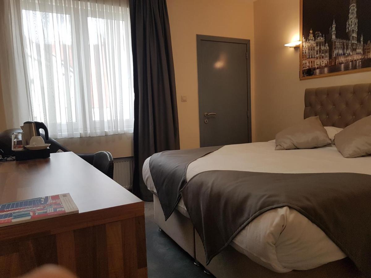 Hotel Meribel Saint-Josse-ten-Noode Екстериор снимка