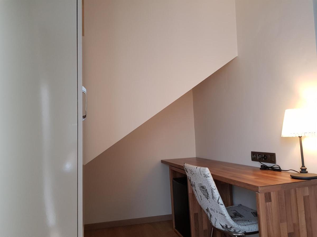 Hotel Meribel Saint-Josse-ten-Noode Екстериор снимка